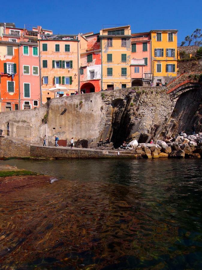 Ai Pesci Room Rental Riomaggiore Extérieur photo