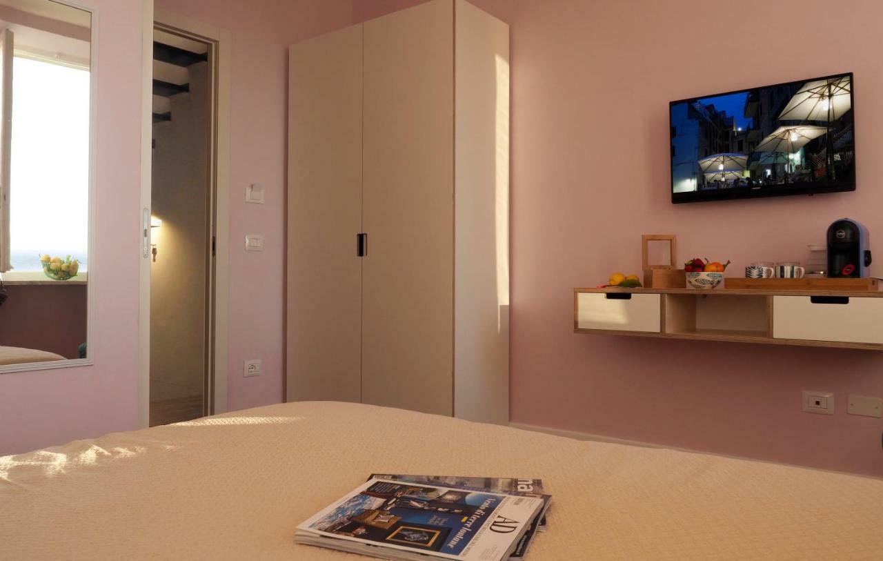 Ai Pesci Room Rental Riomaggiore Extérieur photo