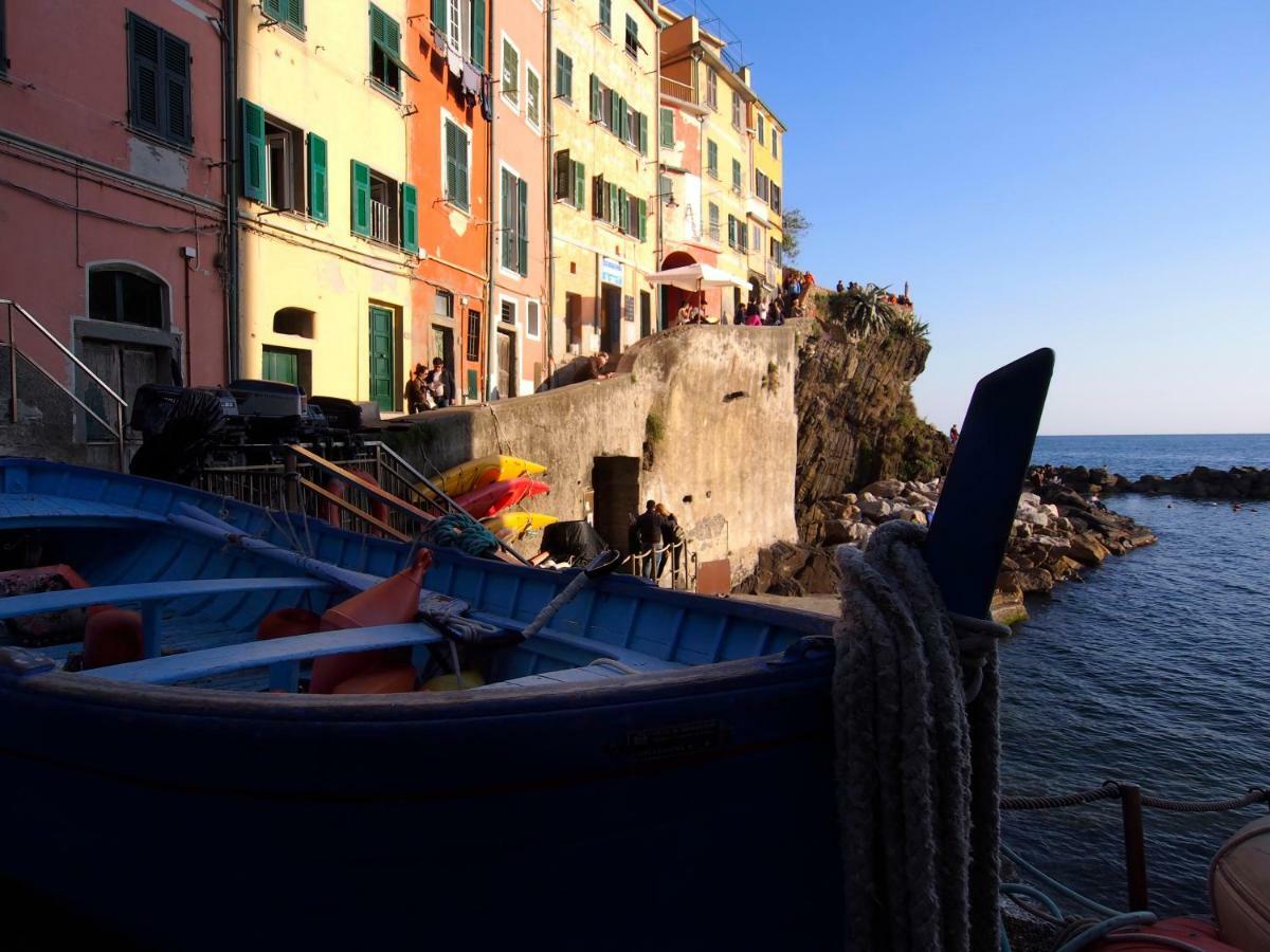 Ai Pesci Room Rental Riomaggiore Extérieur photo